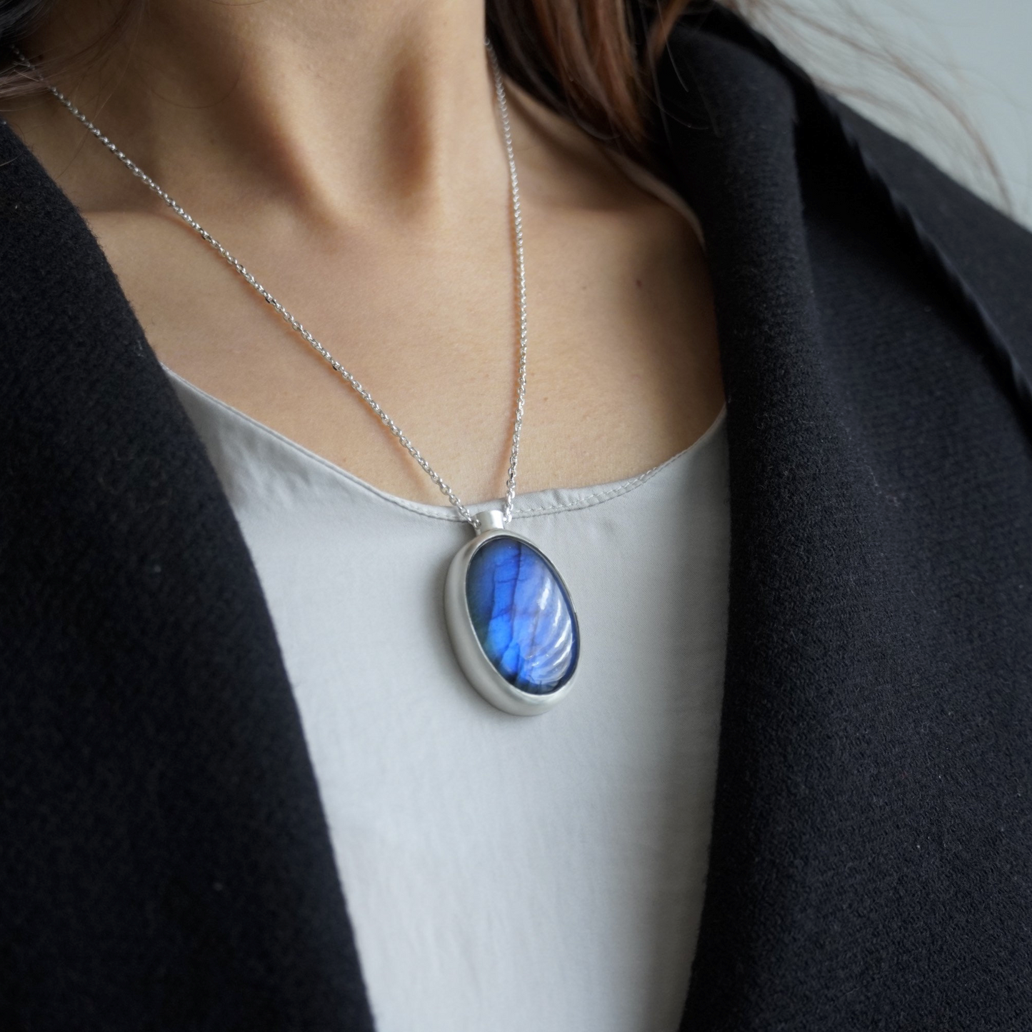 Ocean blue labradorite necklace