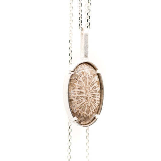 Grayscale Elegance: Fossil Silver Necklace - MorphiArtForge