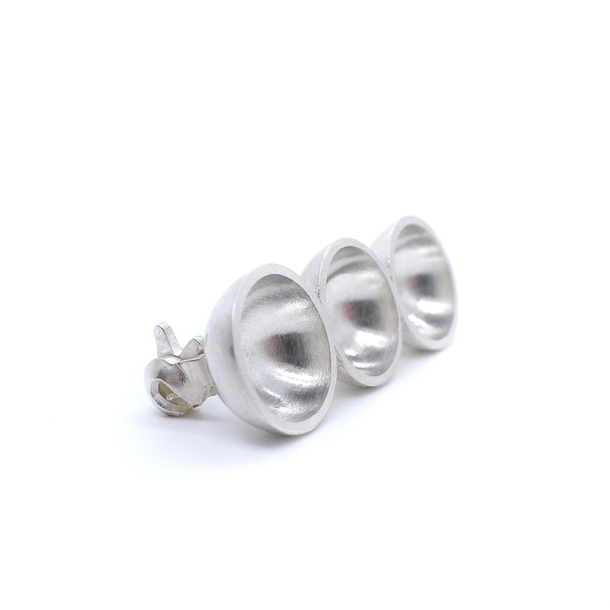 Breath Space: Ellipsis Brooch - MorphiArtForge