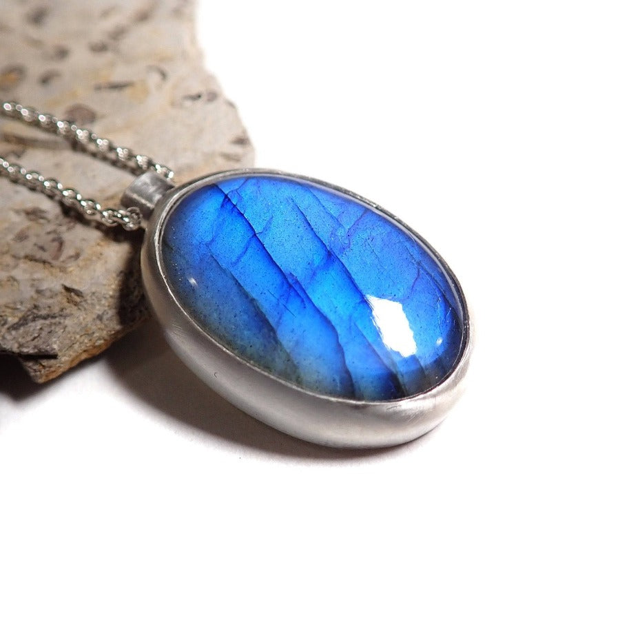 Ocean in the Bottle: Labradorite oval pendant - MorphiArtForge